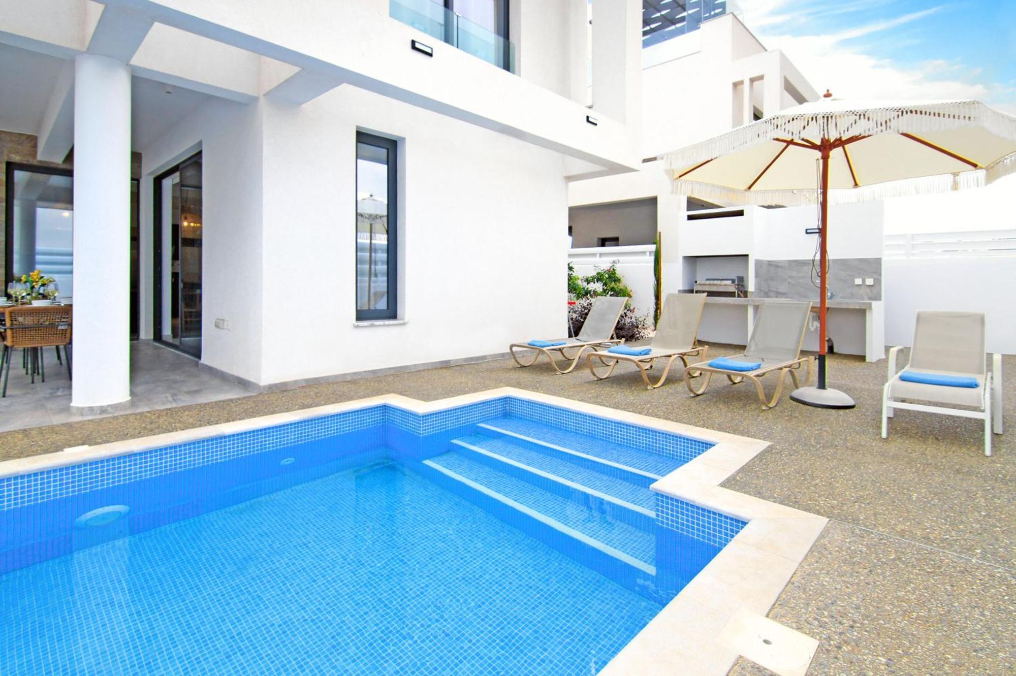 Villa Queen Isabella Protaras Exterior foto